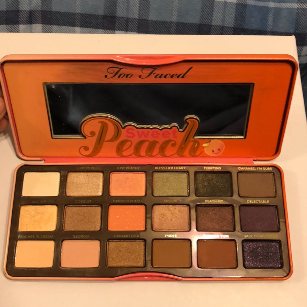 Too Faced Sweet Peach Eyeshadow Palette